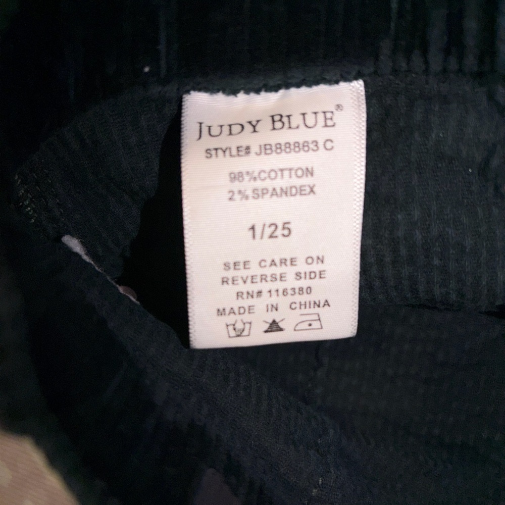 JUDY BLUE VELVET ECLIPSE HIGH RISE CORDUROY JOGGER in emerald - Picture 6 of 9